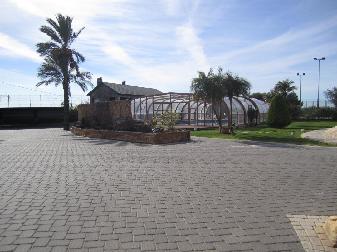 For sale - 5 Bedroom 3 Bathroom Villa in Los Montesinos -  - Alicante