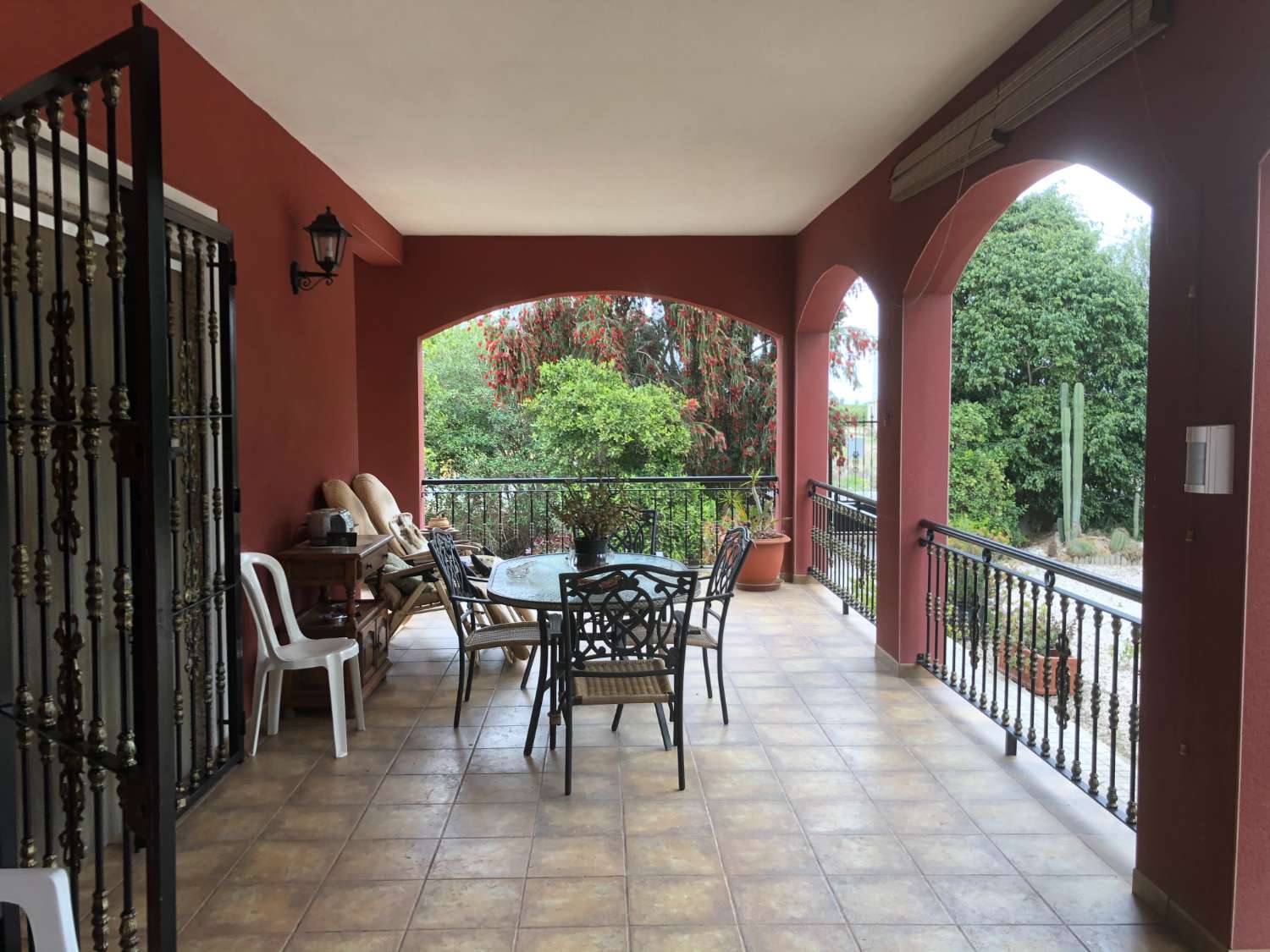 For sale - 4 Bedroom 3 Bathroom  in Callosa de Segura -  - Alicante