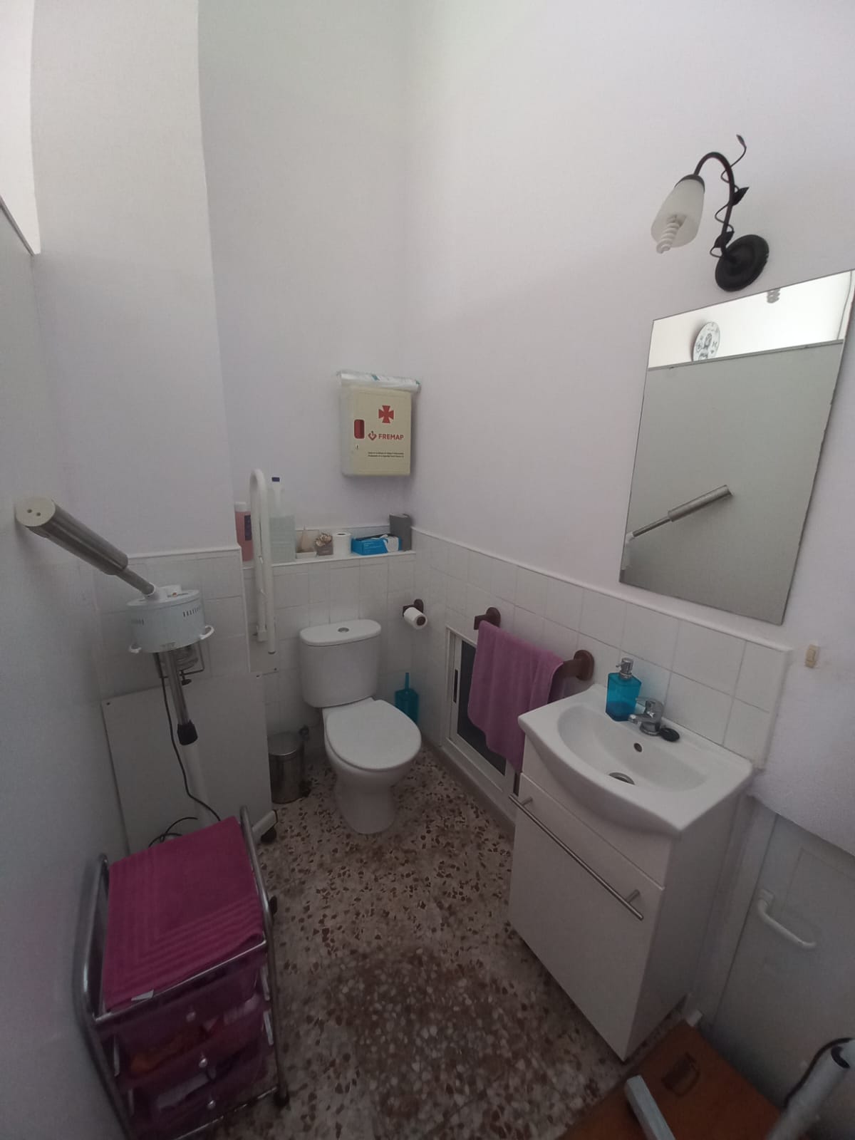 For sale - 4 Bedroom 2 Bathroom Terraced House in Torrevieja -  - Alicante