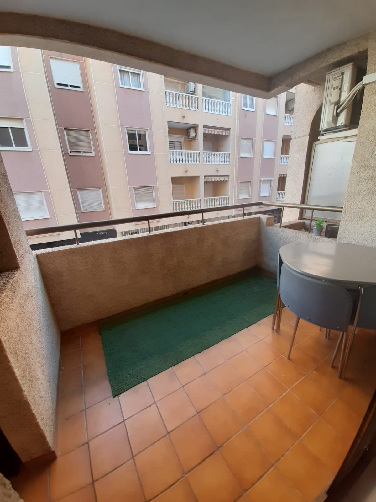 For sale - 3 Bedroom 2 Bathroom Apartment in Torrevieja -  - Alicante